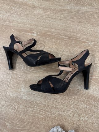 Sandalias Patricia Tacón Negro