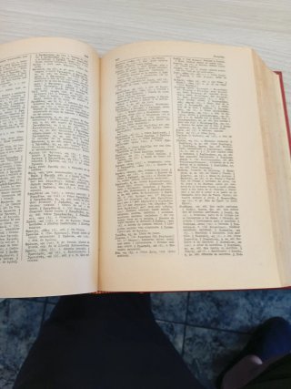 Diccionario  Griego -Español.(Ed.Ramon Sopeña)