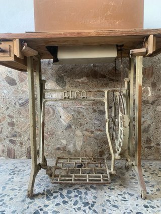 Máquina de coser antigua