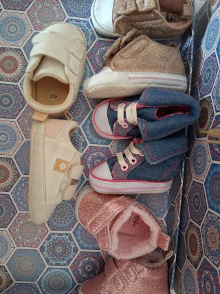 Lote Zapatos zapatillas y botitas Bebé Niña