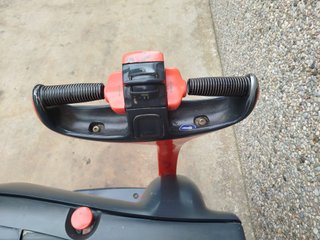 Apilador Linde L12