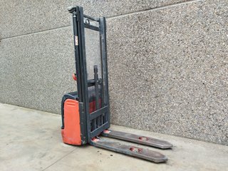 Apilador Linde L12