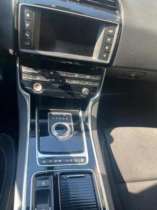 Jaguar XE 2017
