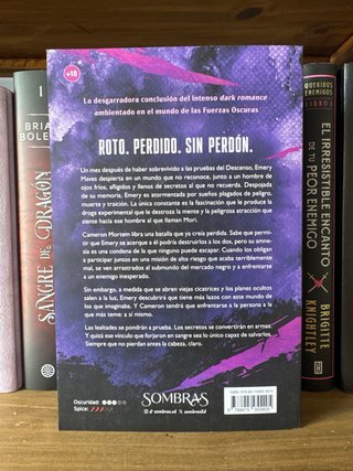 Apuñálame por la espalda