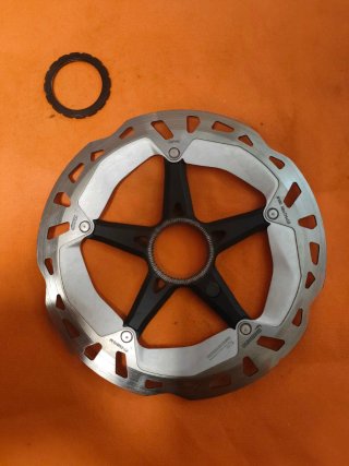Disco Freno Shimano RT-EM810-M 180mm Centerlock