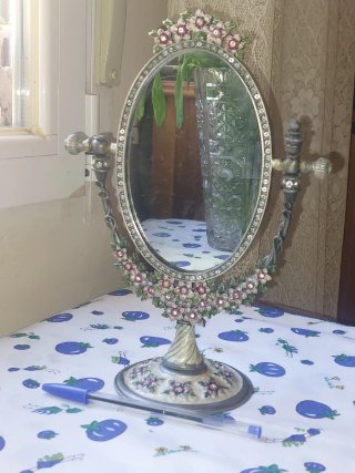 Espejo de mesa decorativo floral