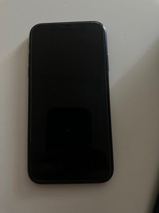 iPhone 11 Apple