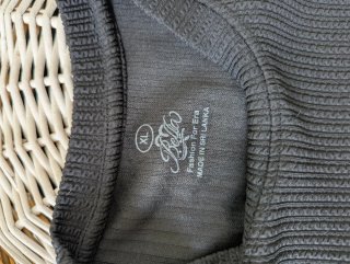 Camiseta negra básica