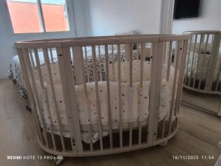 Cuna y minicuna evolutiva Stokke Madera clara crem