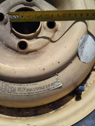Rueda de repuesto Bridgestone T135/70D15