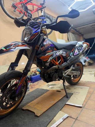 KTM 690 SMC R 2017 Supermotard