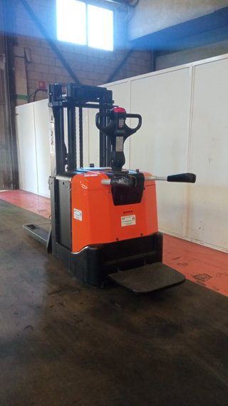 Apilador BT 1.600 Kg - Ocasión