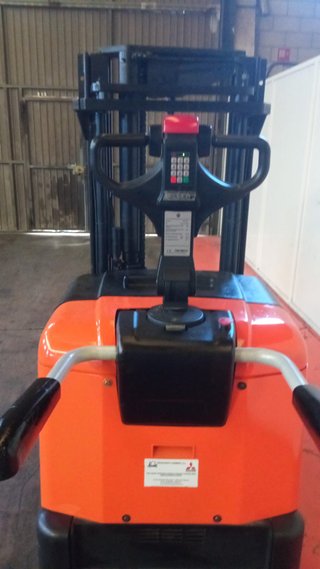 Apilador BT 1.600 Kg - Ocasión
