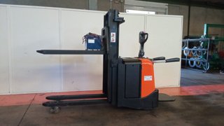 Apilador BT 1.600 Kg - Ocasión