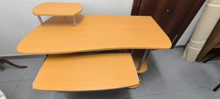 Mesa escritorio madera y metal
