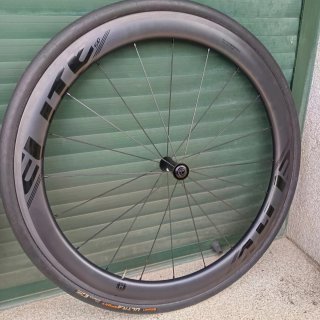 Ruedas de carbono Elitewheels