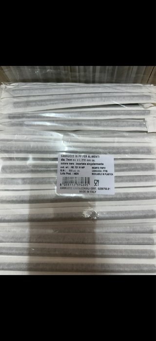 500 cannucce di carta imbustate singolarmente
