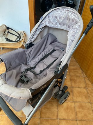 Cochecito Chicco gris