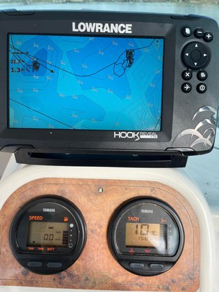 Zenit 555 Yamaha 100CV 160h Lista para navegar
