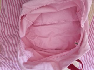 Bolsa de deporte rosa con diseño