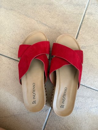 Sandalias INEXTENSO Rojas Talla 37
