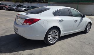 Opel Insignia 2011