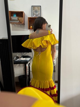 Traje Flamenca Amarillo y Rojo