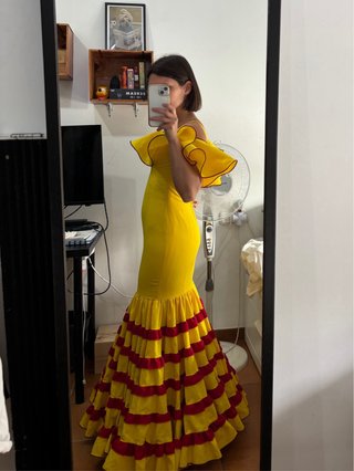 Traje Flamenca Amarillo y Rojo