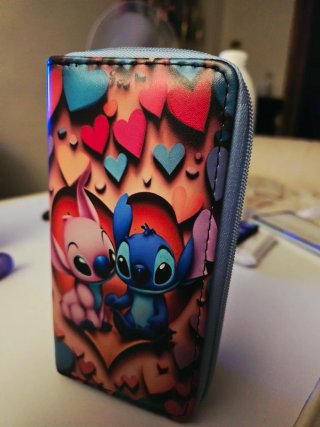 Cartera Stich y Angel Corazones.