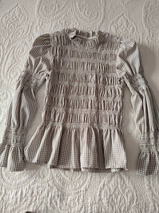 Conjunto blusa y falda cuadros beige/gris