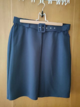 Falda azul mujer con cinturón