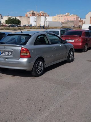 Opel Astra 2000