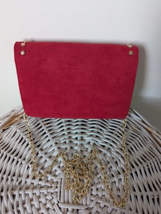 Bolso fiesta rojo con detalles dorados