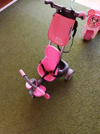 Triciclo niña rosa con bolsa