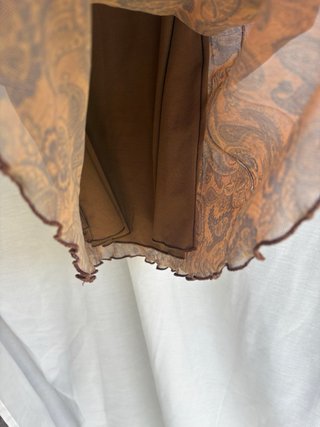 Mini vestido de gasa estampado marrón