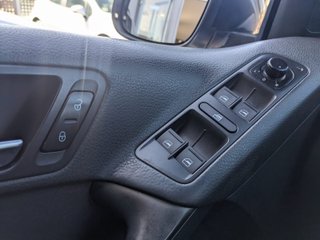 VW Tiguan Techo 4x4 solo 156.000 kms