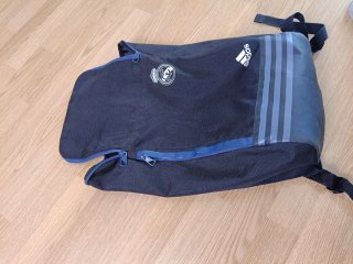Mochila Adidas Real Madrid Negra y Azul