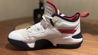 Nike Jordan Talla 42 Rojo Blanco