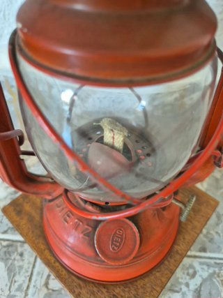Lámpara Queroseno Vintage Dietz Roja