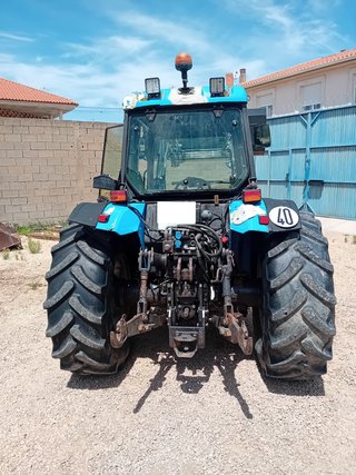 Tractor Landini Rex 100 Frutero con Pala