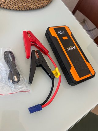 ARRANCADOR de BATERIA DE COCHE. Conector USB led