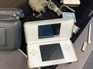 Nintendo DS Blanca + Juegos
