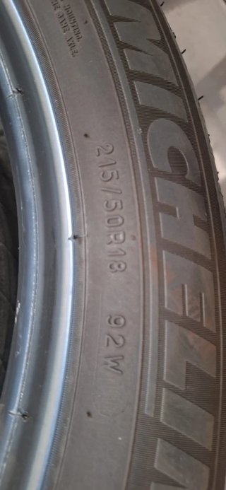 215/50 R18 92W
