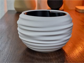 Maceta Diseño Minimalista Beige y Negro