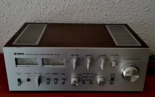 Amplificador Yamaha CA-810 Plata/Madera