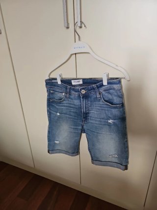 2 Pantalones cortos tejano Jack & Jones.