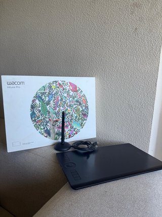 Tableta Gráfica Wacom Intuos Pro Medium