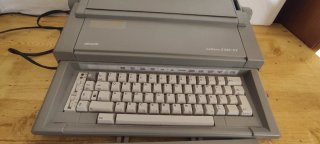 Olivetti Lettera E501-II Máquina de Escribir Eléct