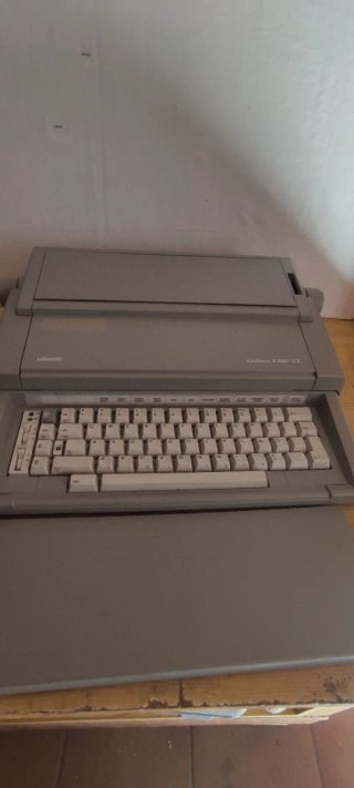 Olivetti Lettera E501-II Máquina de Escribir Eléct