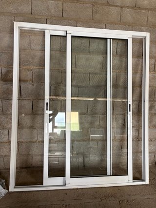 Ventana corredera de aluminio